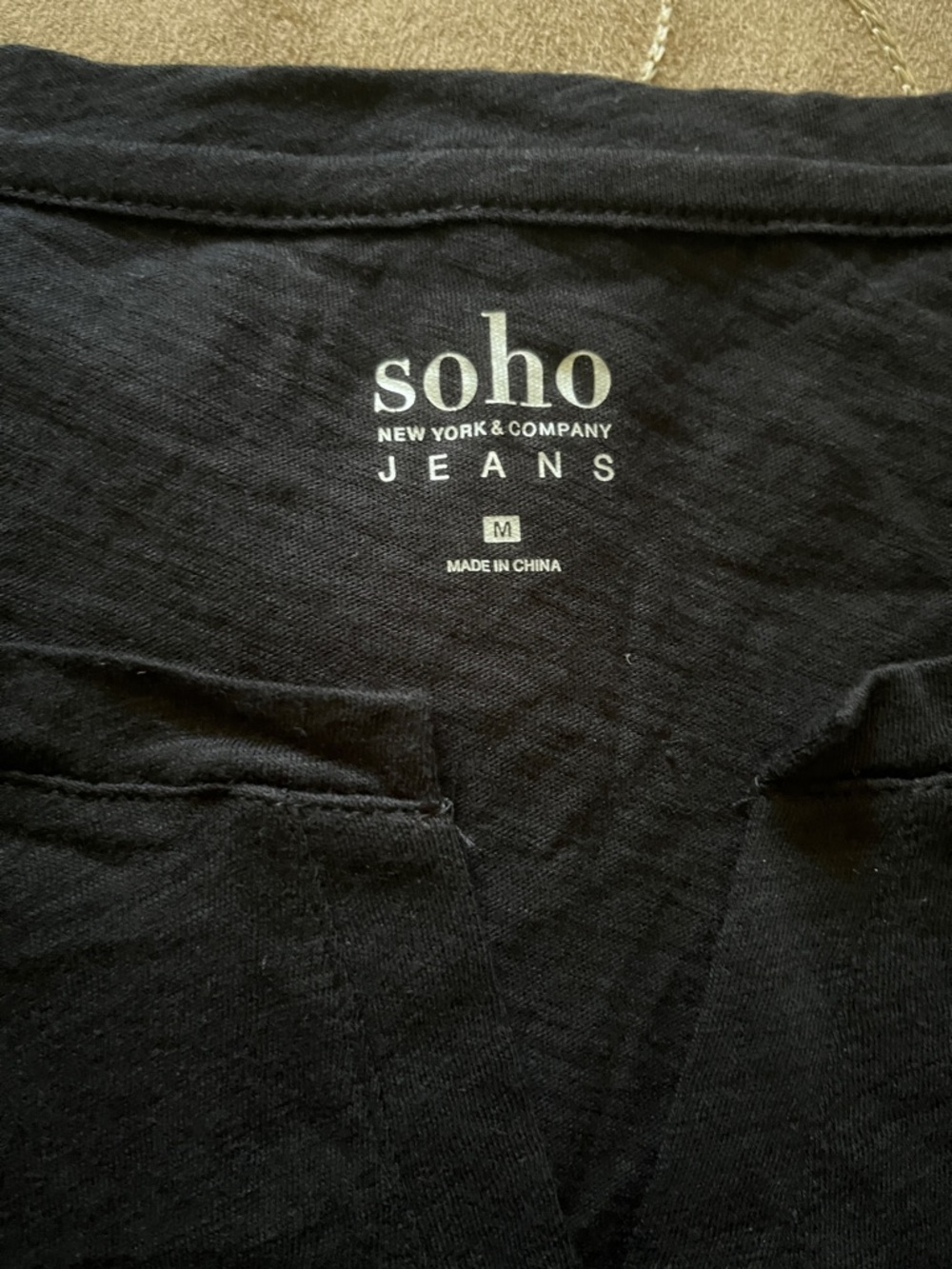 NY&C Soho Black Notch Neck Tee - Women’s M Cotton Soft Lightweight Top - NWT - Picture 3 of 9
